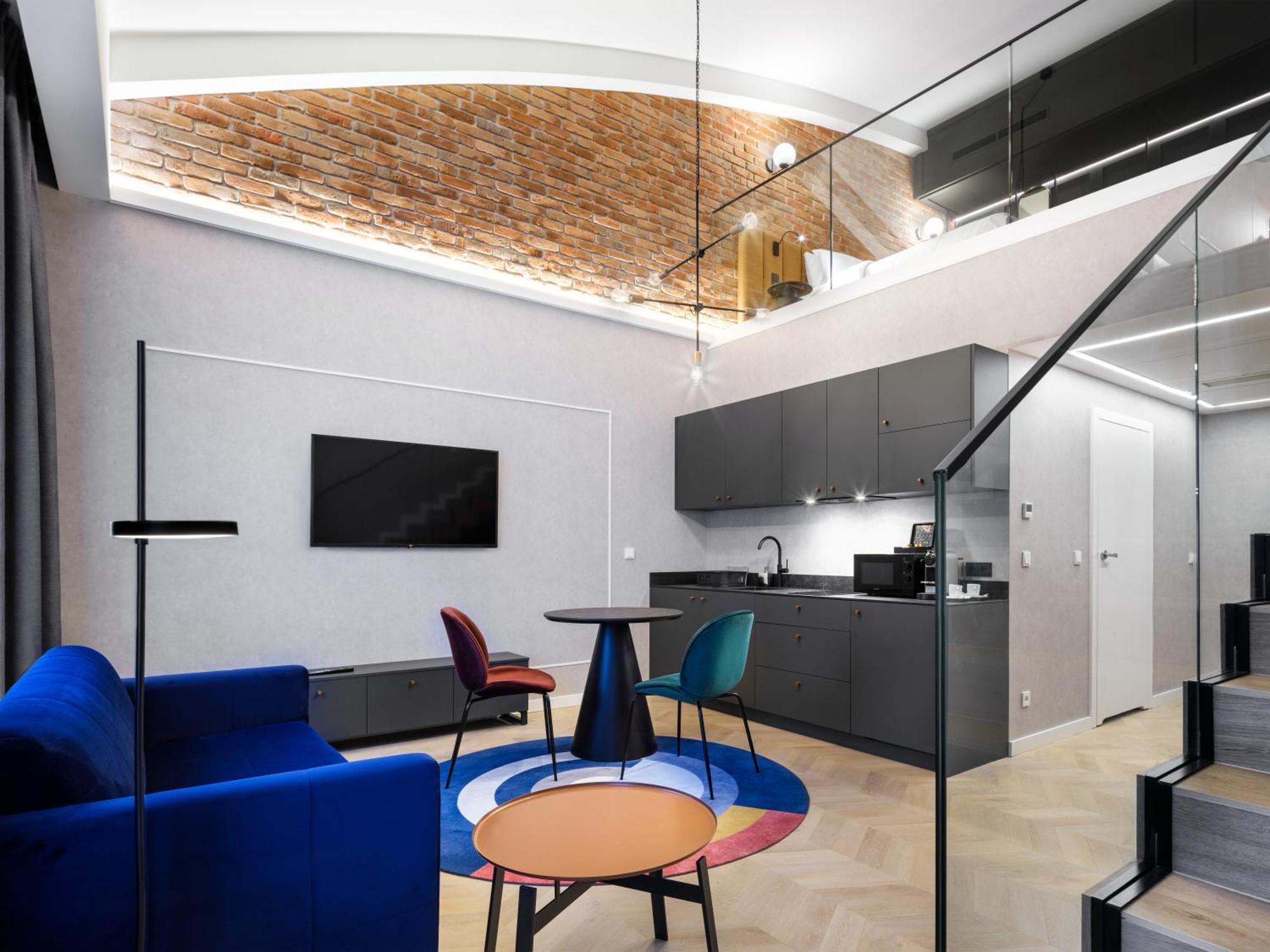 Mercure Fabryczna 4*