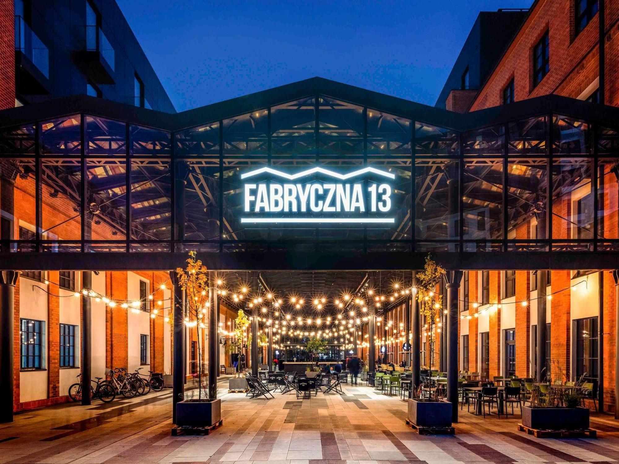 Готель Mercure Fabryczna 4*